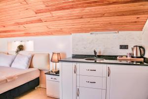 Çatı Katı Odaları